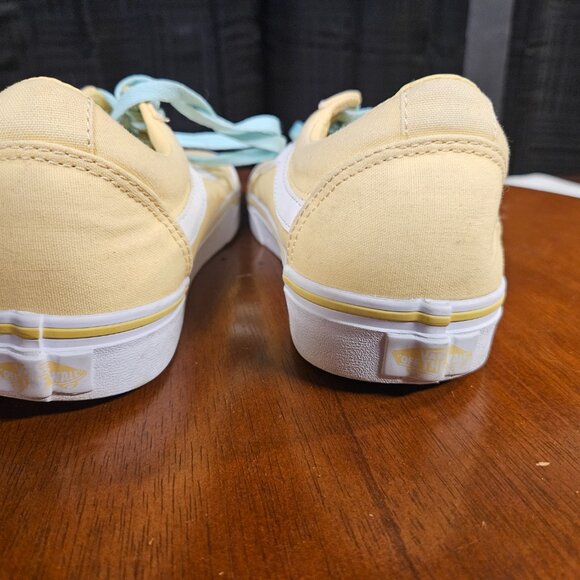 Women's Vans Old Skool 'Pineapple Slice' Skate Shoes - Picture 2 of 7